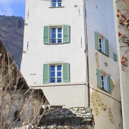 Апартаменты Antica Torre Сондрио Экстерьер фото